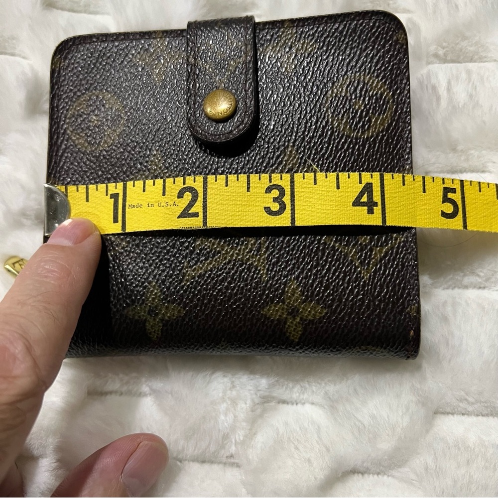 Louis Vuitton Compact Zippy Monogram Bifold Wallet - Picture 14 of 16